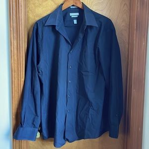 Men’s Button-Down Shirt, size 34/35
